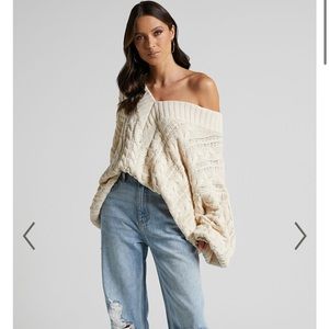 NWT SHOWPO JEMIMA JUMPER - V NECK CABLE KNIT JUMPER IN CREAM